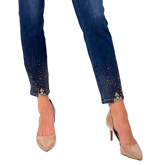 Frank Lyman ⚜️  Lace and Sparkle Jeans - Picture 2 of 7